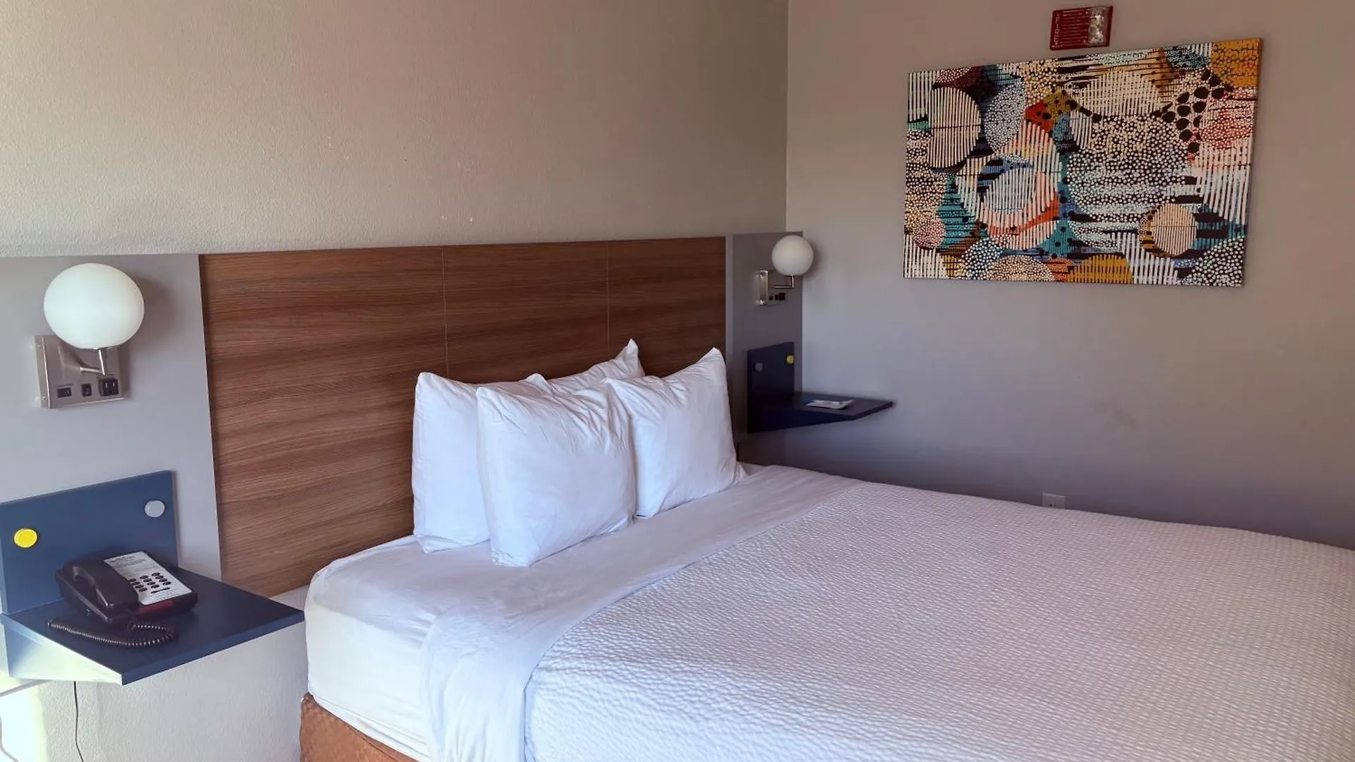 Microtel Inn & Suites By Wyndham Denver Airport Hotel