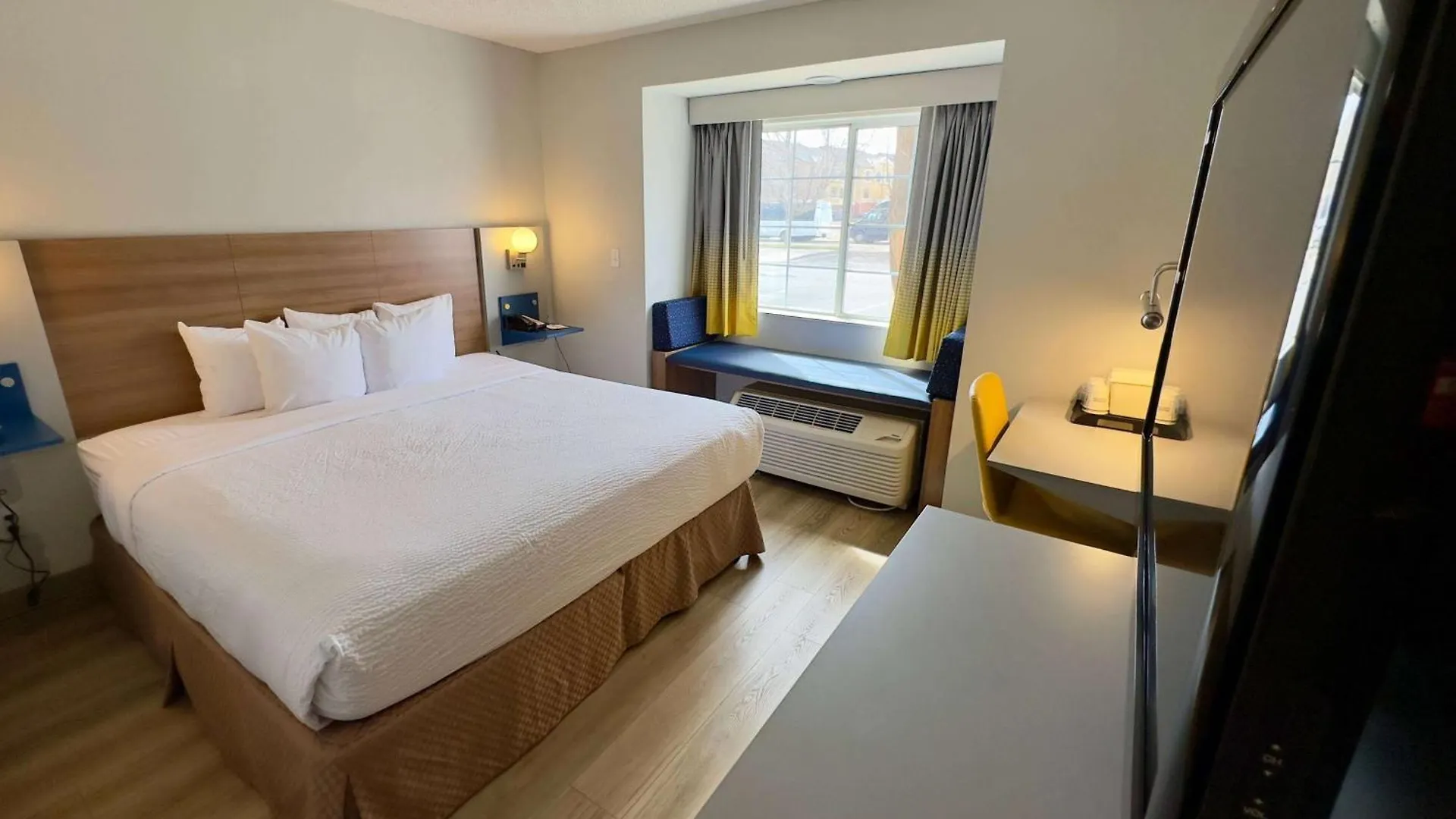 Microtel Inn & Suites By Wyndham Denver Airport 2*,  United States